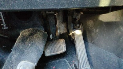 2014 Kia Sorento Gas And Brake Pedal Assembly Automatic Transmission