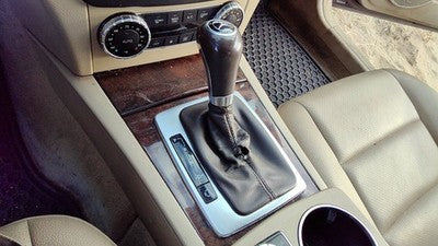 13 Mercedes C300 Floor Shifter Lever Shift Unit Automatic Transmission Beige 125