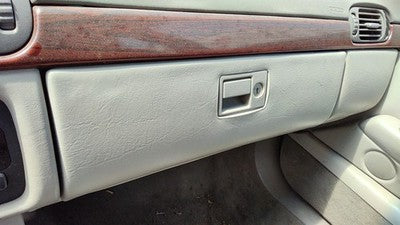99 Cadillac Deville Glove Box Assembly Complete Door With Latch Oem 152 Neutral