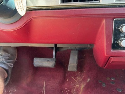 1986-1988 Olds 88 Lower Dash Under Column Knee Bolster Trim Panel Oem 25532007