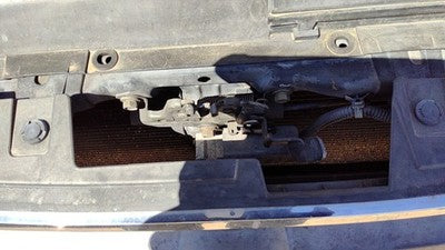 2002-2006 Nissan Altima Hood Latch Assembly With Bracket Oem 62500Zb600