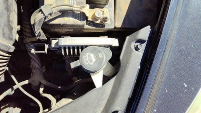 2008-12 Chevy Malibu Windshield Washer Fluid Reservoir With Pump Oem Wiper Tank