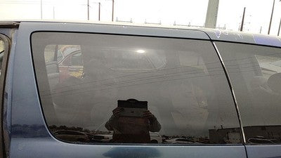 1998-2003 Toyota Sienna Driver Left Rear Side Window Door Glass Oem Back