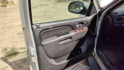 2010-2014 Chevy Tahoe Driver Left Front Door Trim Panel With Master Switch Black