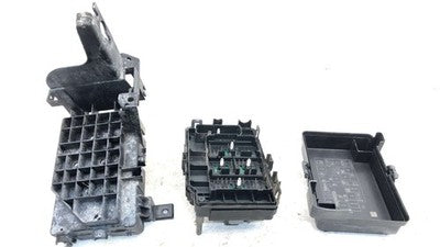 2006 Chevy Cobalt Engine Fuse Box 2.4L 15269048