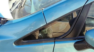 2014-2019 Nissan Versa Note Passenger Right Front Vent Wing Window Windshield