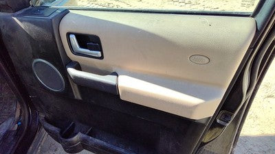 05-09 Rover Lr3 Passenger Right Front Inside Door Trim Panel With Switches Tan