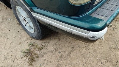 1996 S10 Blazer Driver Left Rear Moulding Bumper End Cap Oem Green