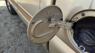 99-07 1500 Fuel Tank Door With Hinge Gas Lid Filler 15U Sandstone 6.5Ft Bed