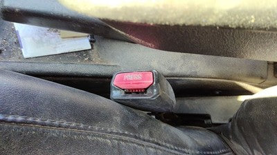 2005-2010 Cobalt Coupe Driver Left Front Seat Belt Buckle Receiver Oem 192 Ebony