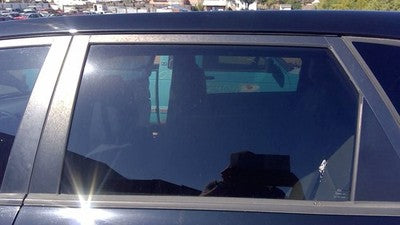 2011-2015 Kia Sorento Driver Left Rear Side Window Door Glass Oem Back