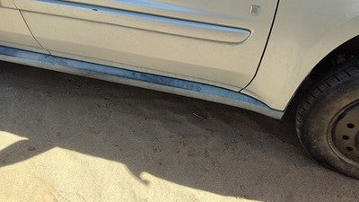 06-09 Chevy Equinox Passenger Right Lower Rocker Panel Moulding Side Skirt Oem