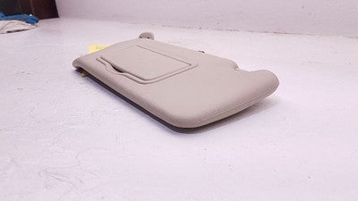2004 Cadillac Srx Driver Sun Visor Without Illumination 25756069