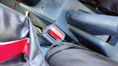 1989 Honda Civic Passenger Right Front Seat Belt Buckle Receiver Oem Blue Sedan