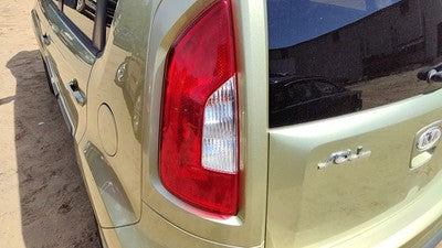 2010-2013 Kia Soul Driver Left Tail Light Brake Lamp Oem Rear With Trim Alien I7