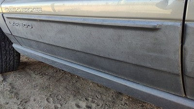 2000-2003 Jeep Grand Cherokee Driver Left Front Moulding From Door Trim Strip