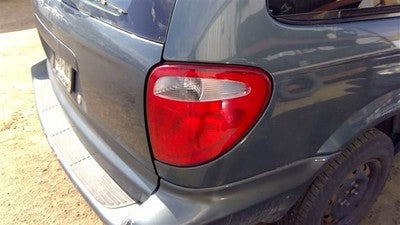 2004-2007 Dodge Caravan Passenger Right Tail Light Brake Lamp Oem 68241334Aa