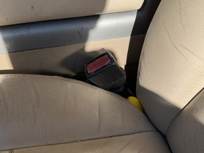 2004-2006 Ford F150 Driver Left Front Seat Belt Buckle Receiver Oem