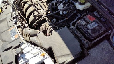 12-18 Focus Complete Air Intake Cleaner Filter Box Housing With Tube Oem 2.0L