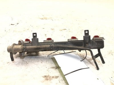1998-2001 Suzuki Swift complete fuel Rail Assembly with Injectors OEM 1.3L
