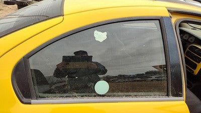 2000-2005 Dodge Neon Passenger Right Rear Side Window Door Glass Oem Back