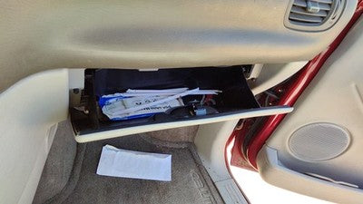 06 Town Country Glove Box Assembly Complete Door With Latch Oem Khaki J1