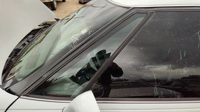 1992-99 Buick Lesabre Driver Left Front Vent Window Small Door Glass With Frame