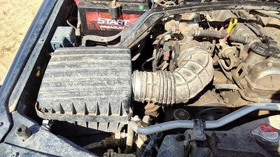 96-98 Suzuki Sidekick Complete Air Intake Filter Box Housing With Tube Oem 1.8L