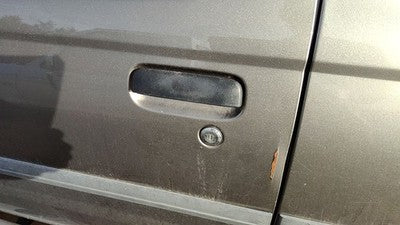2000-2004 Nissan Xterra Driver Left Front Outside Door Handle Oem 806073S500