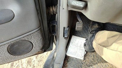 1999 Chevy Suburban Driver Left Lower Kick Trim Panel Oem Gray 132