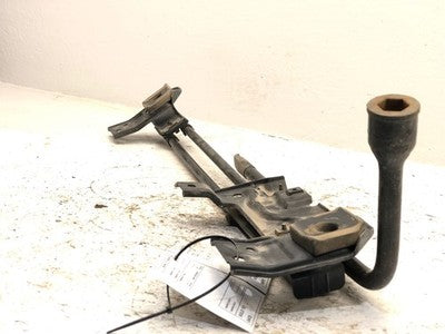 2002 Ford F250 Super Duty Lug Wrench And Jack Tool Set With Mount Brackets Plate