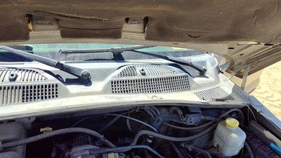 2004 Jeep Liberty Windshield Wiper Cowl Vent Trim Panel Oem Cover