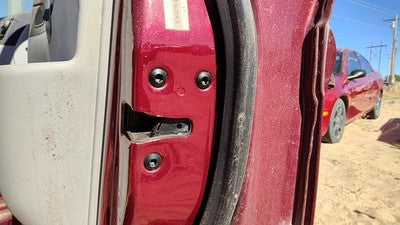 06-11 Hyundai Accent Passenger Right Front Door Latch With Rods/cables 4 Door