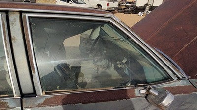 Chevy Caprice Passenger Right Front Side Window Door Glass Oem Dd05582gt