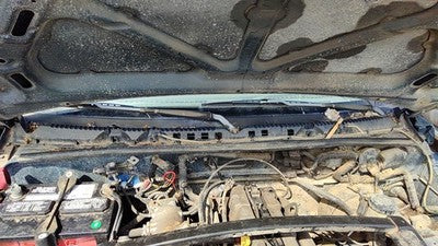 1997 Suzuki Sidekick Windshield Wiper Cowl Vent Trim Panel Oem Cover