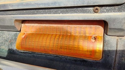 1984-1991 Jeep Grand Wagoneer Driver Left Front Turn Signal Light Lamp Oem
