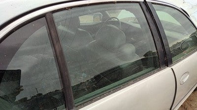 1997-2005 Buick Park Ave Passenger Right Rear Side Window Door Glass Oem Back
