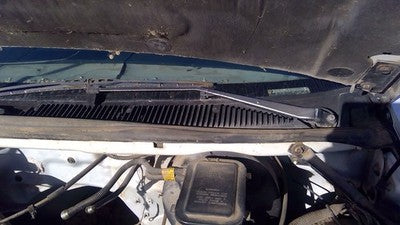 1994 Chevy Caprice Driver Left Windshield Wiper Arm Oem Blade Lever