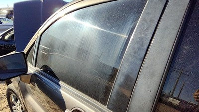 2004-2011 Mitsubishi Endeavor Driver Left Front Side Window Door Glass Oem
