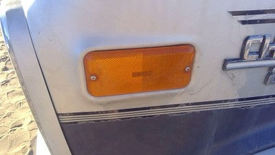 1989 Chevy G20 Van Driver Left Front Turn Signal Light Lamp Oem Fender Mounted
