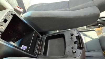 2005-2007 Jeep Liberty Center Console Lid Only Oem Arm Rest Fold Down Gray D5