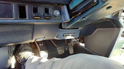 1985-1986 Toyota Camry Lower Dash Under Column Knee Bolster Trim Panel Oem Blue