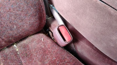 1998 Buick Lesabre Passenger Right Front Seat Belt Buckle Receiver Oem Red