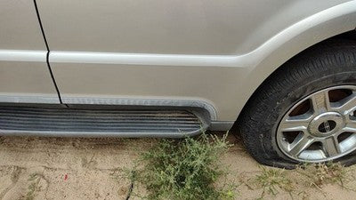 03 Lincoln Aviator Driver Left Rear Moulding From Door Back Trim Strip Silver Jp