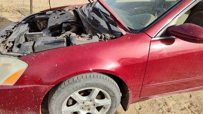 2002-2006 Nissan Altima Driver Left Front Fender Oem Red A15 631138J030