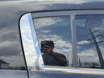 10-16 Sportage Passenger Right Rear Vent Window Back Door Glass With Frame Oem