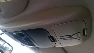 06-10 Mountaineer Center Overhead Console Dome Light Map Lamp Cubby Black