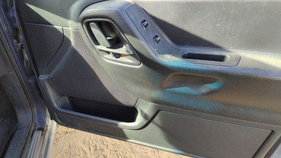 03-04 Grand Cherokee Passenger Right Front Door Trim Panel With Switches Gray Dv