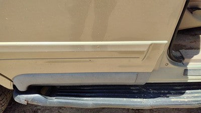 98 99 Navigator Passenger Right Rear Moulding From Door Back Trim Strip Gold Bi