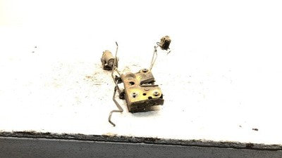 1989 Ford F350 Passenger Right Front Door Latch Mechanism W/ Inside Handle Lock